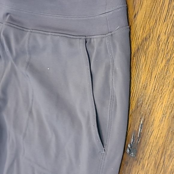 Athleta Venice High Rise Jogger size small. - Picture 4 of 8